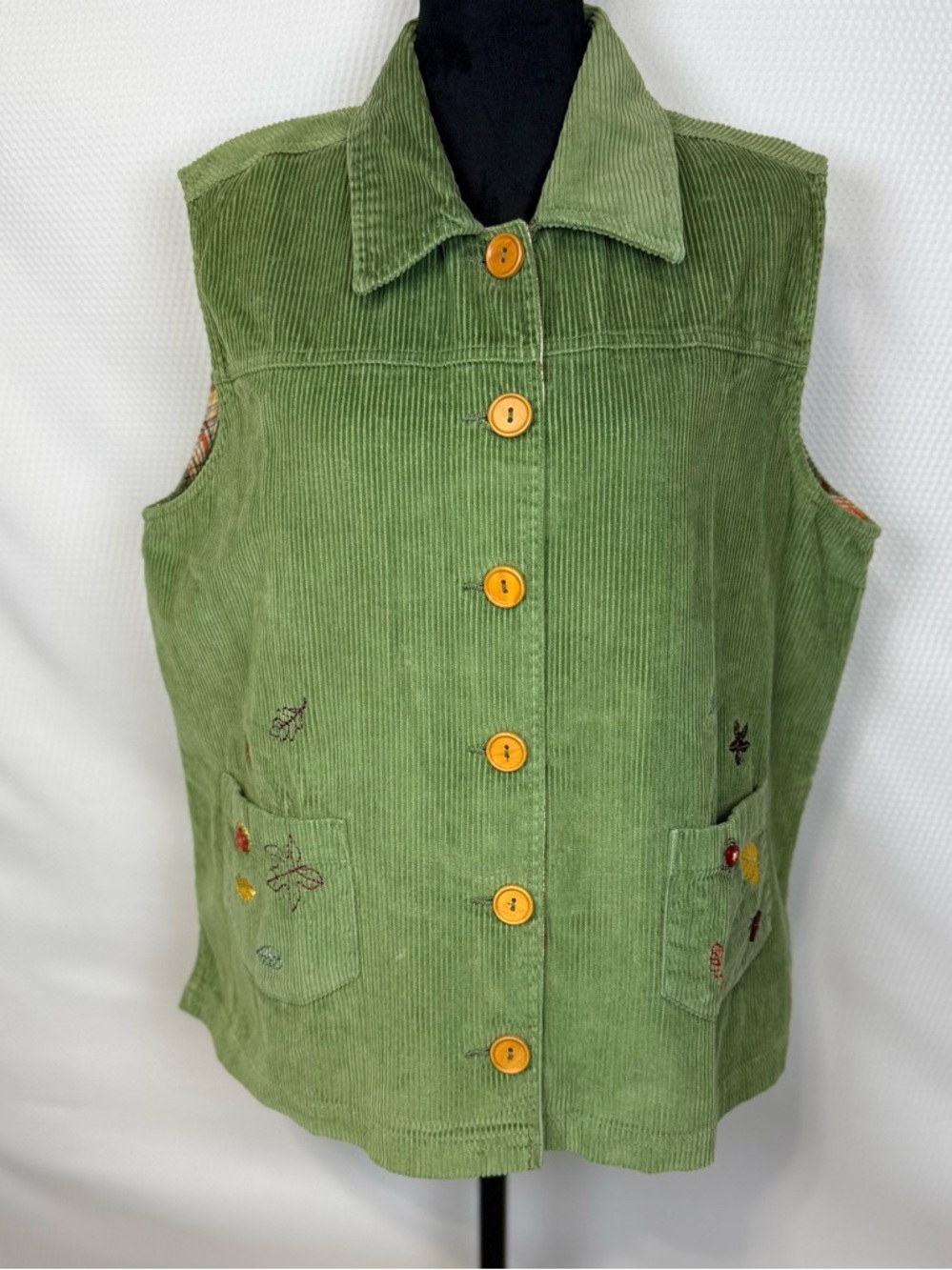 Baxter & Wells Corduroy Embroidered Vest XL Cottagecore Woodland Button Front